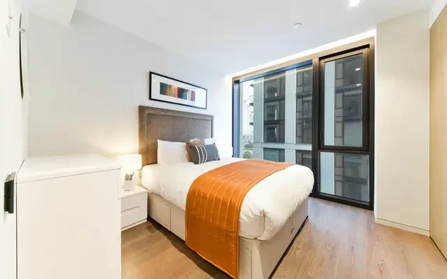 One Casson Square, Southbank, London, SE1 7EN 2