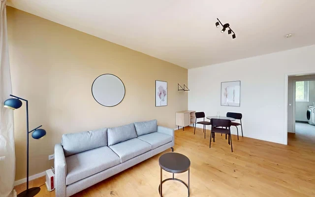 Berlin Haupt 1 - Private Two-room Apartment (1) 3