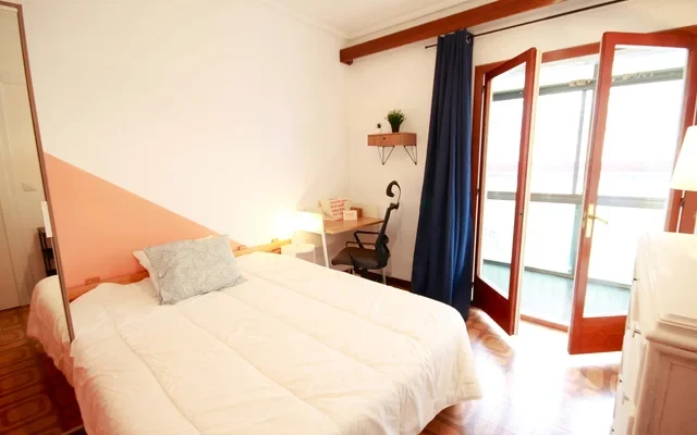 Carrer de Sicilia Barcelona 08013 Spain 1