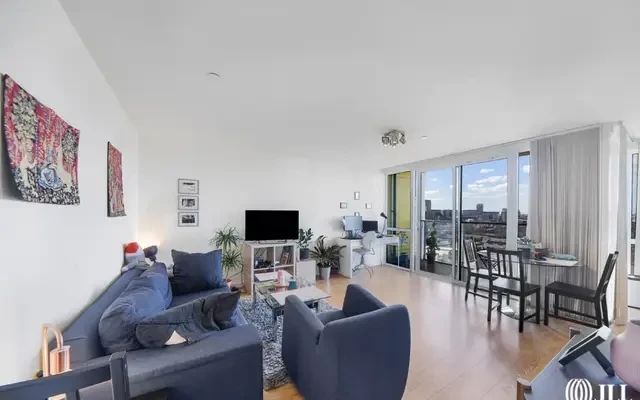 Panoramic Tower, London E14 0