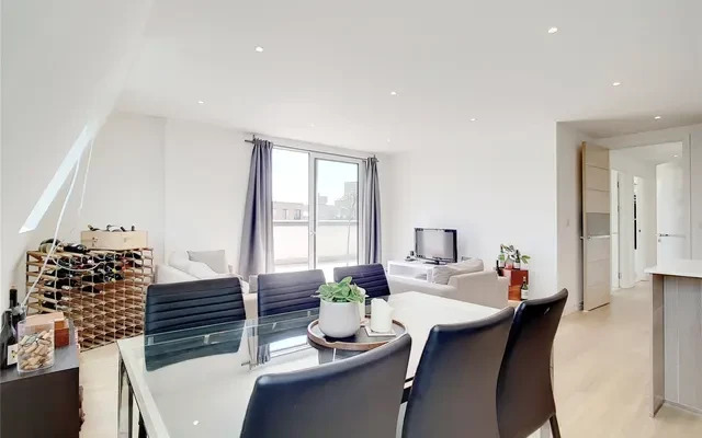 Ashton Reach London SE16 4