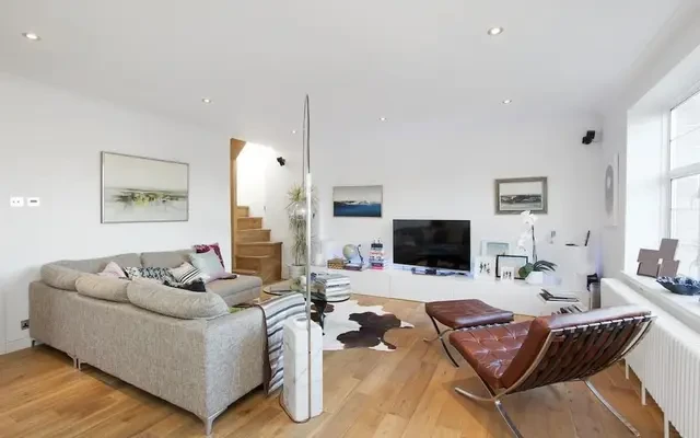 Gloucester Road, South Kensington, London, SW7 4PP 4