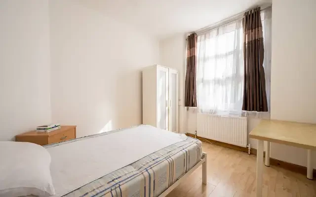 Clerkenwell Road, Farringdon, EC1R 1