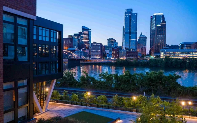 Glasshouse Pittsburgh 0