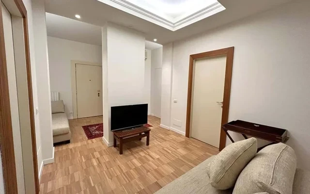 Appartamento in Via Sacchini - zona Loreto, Citta Studi, Susa (SACCHINI11B) 1