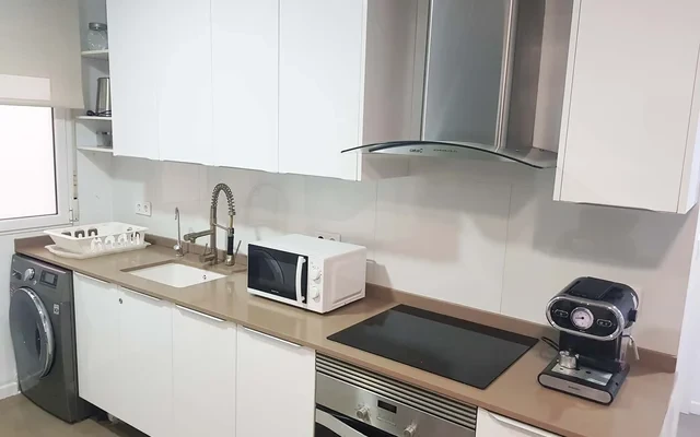 Moderno apartamento de 1 dormitorio con oficina independiente cerca de la Ciudad de las Artes y las Ciencias 1
