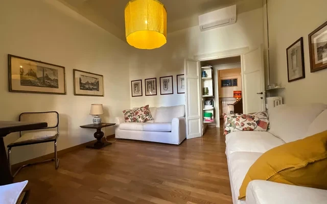 Apartment in Via di Sant'Andrea delle Fratte, Roma for 60 m² with 1 bedrooms 3