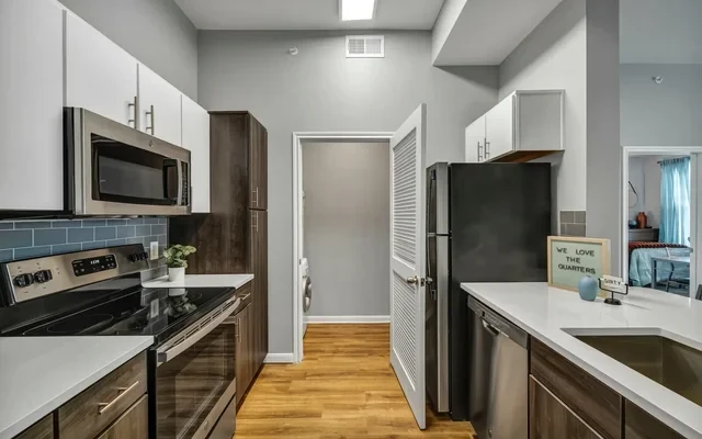 The Quarters Karnes House 3