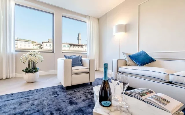 Luxury Blue River 4