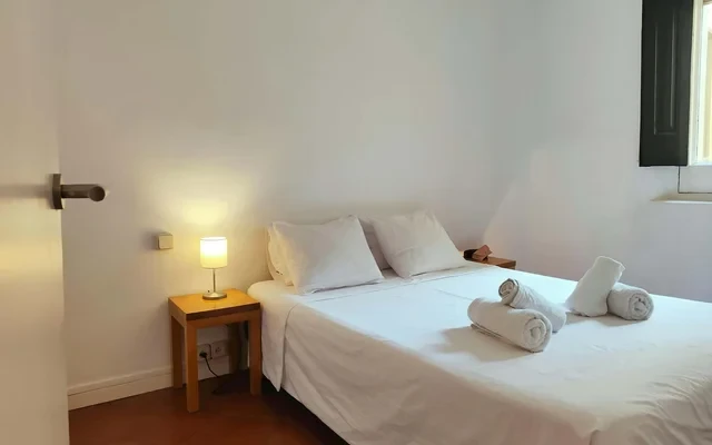 R.K -Placa Catalunya, upper part of La Rambla. 3