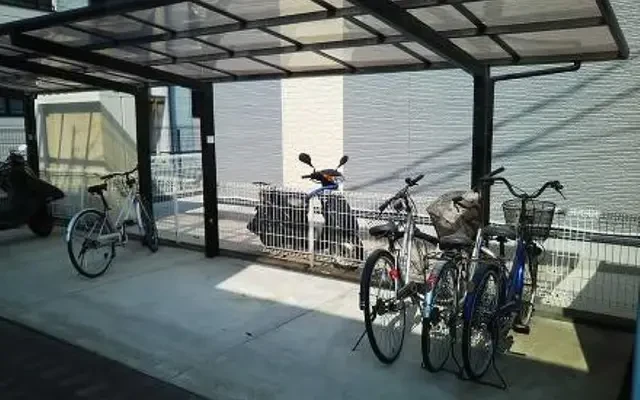 レオパレスみどり 2