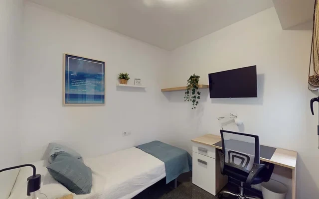 Av. Puerto 81, 2º puerta 10 (4H2B), R2R, VLC 4