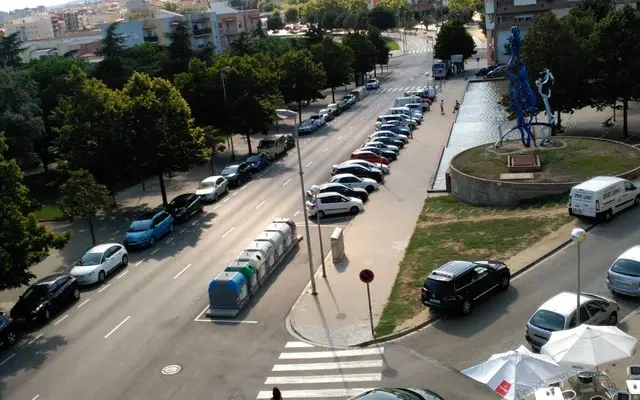 apartment near Ronda de Sant Oleguer 4