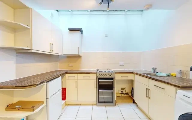 Seagrave Road 17974# 3