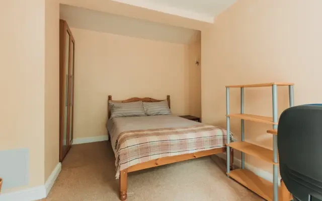 Alan Moss Road, LE11 4LZ 4