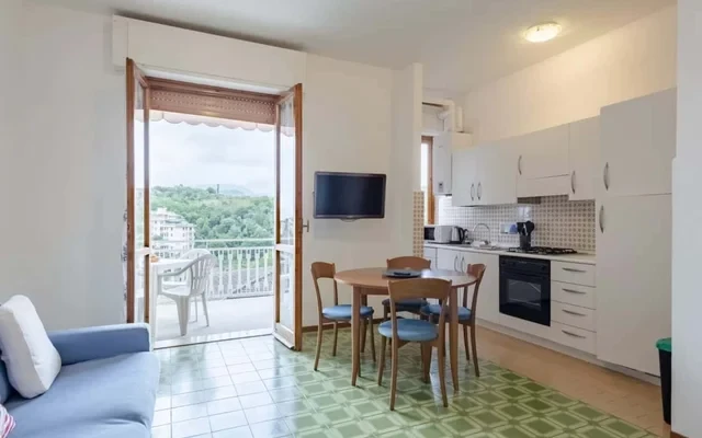 Seaview Charming Flat with Common Pool 3
