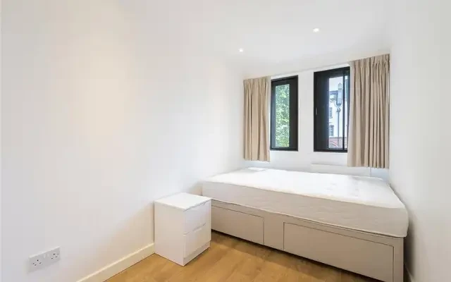 Cromwell Road, Earls Court - London student accommodation - 2 Bed 2 Bath