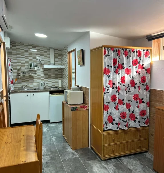 Apartamento en Carretera de Collblanc, L'Hospitalet de Llobregat para 25 m²
