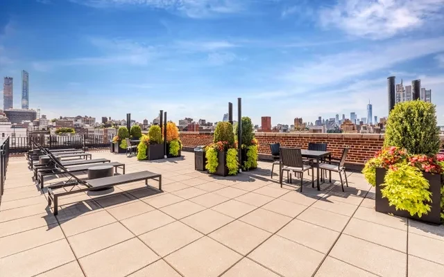 208 West 23rd Street 4