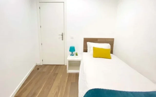 Comodo appartamento in Calle Valencia 0