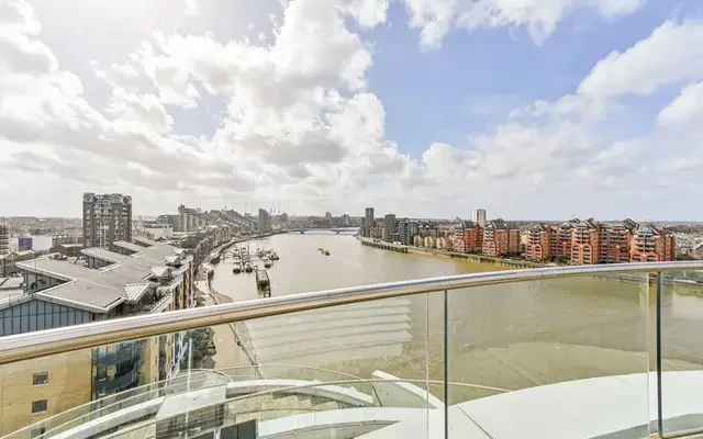 Vicentia Court, Bridges Court Road, Battersea, SW11 4