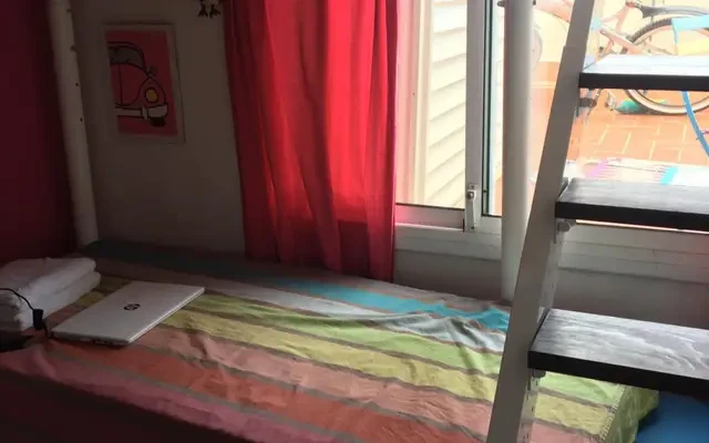 Cozy atic with private terrace in Barcelona center 4