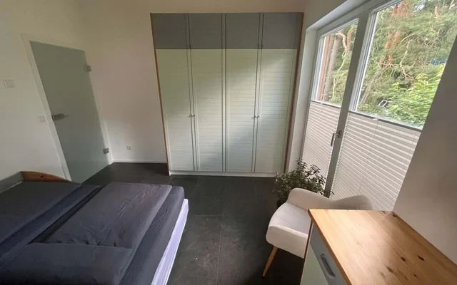 helle, moeblierte Wohnung, 2 Zimmer und Bad 2