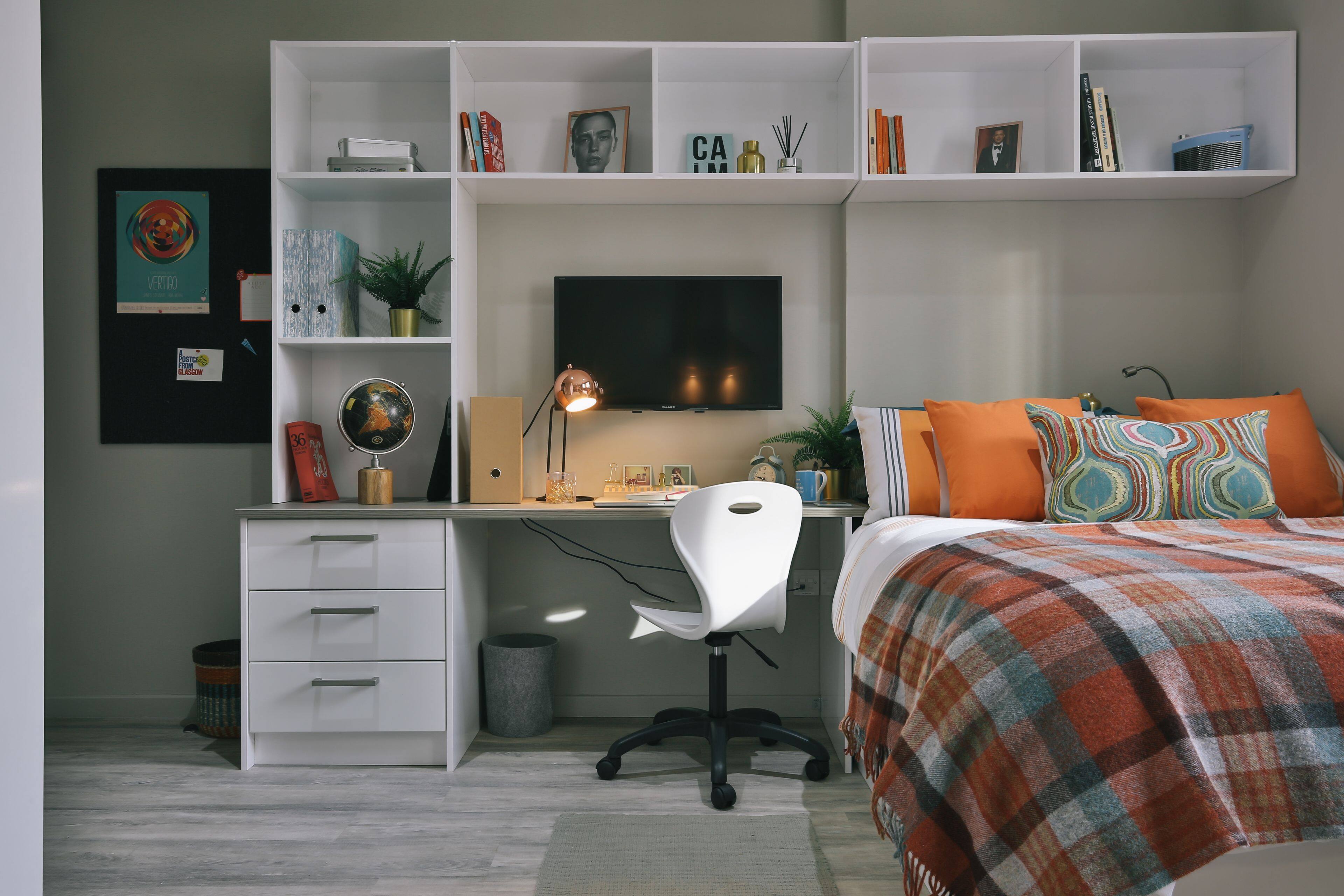 Classic Smaller Studio