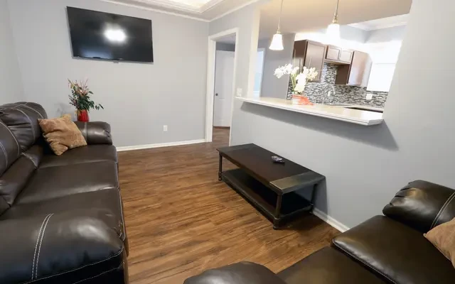 205 Cherry St Apartment 1 3
