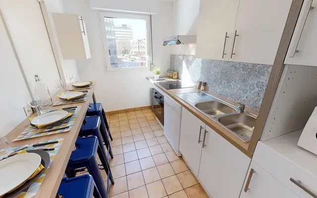 2 Place Pierre Renaudel, 69003 4