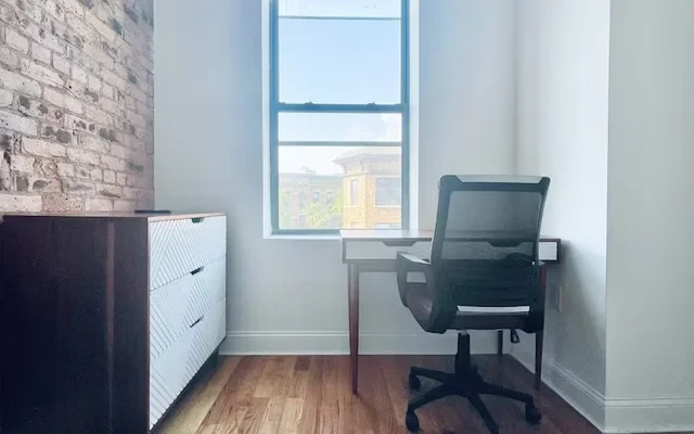 5648 Myrtle Avenue, New York 4