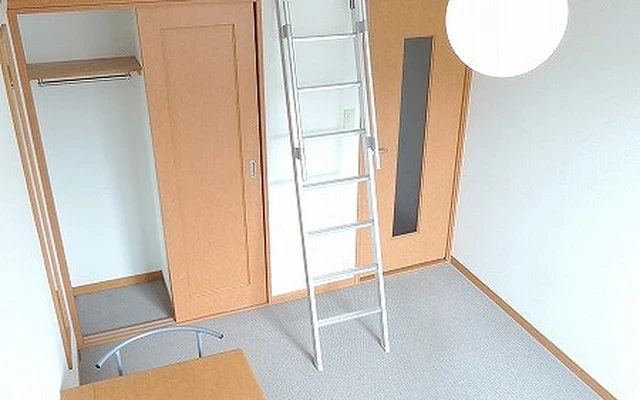 レオパレスペイサージュ 1