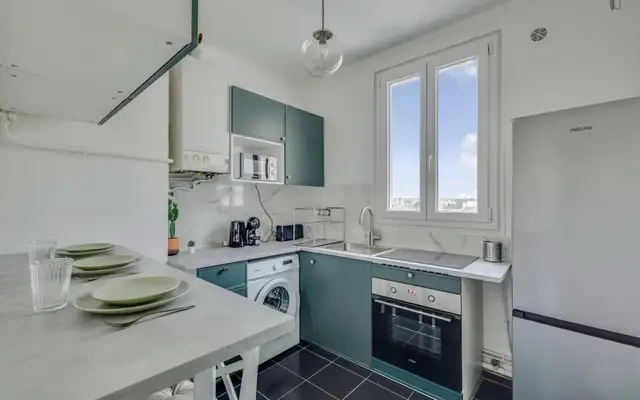 Chambre double, avec balcon, dans un appartement de 3 chambres 4