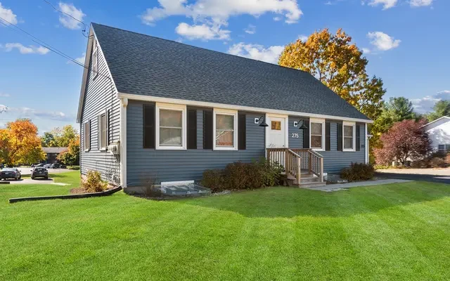 The Social Amherst 0