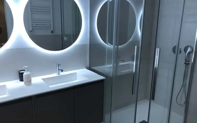 Habitacion Privada en avenida de la Reina Mercedes 4