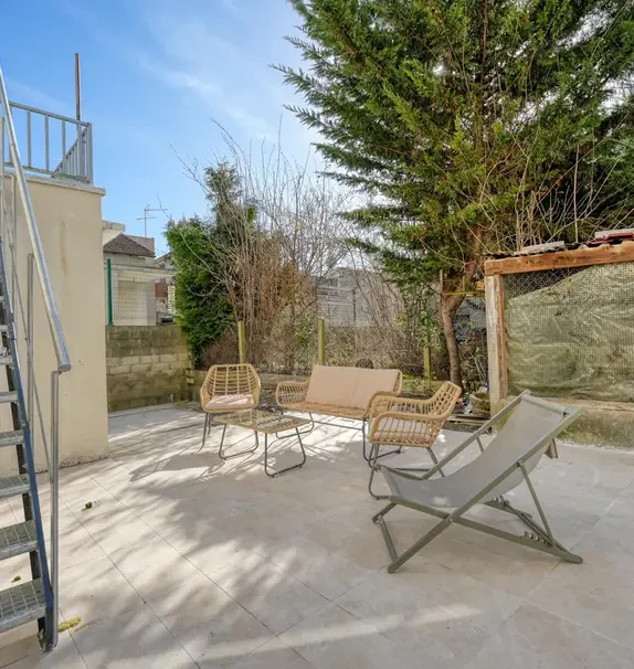 studio near Rue du Petit Bois