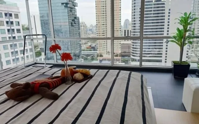 1-BR Condo for Rent, ฿23,000/month, Silom Suite 3
