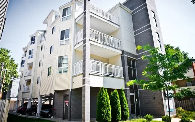 606 E. White Street 1