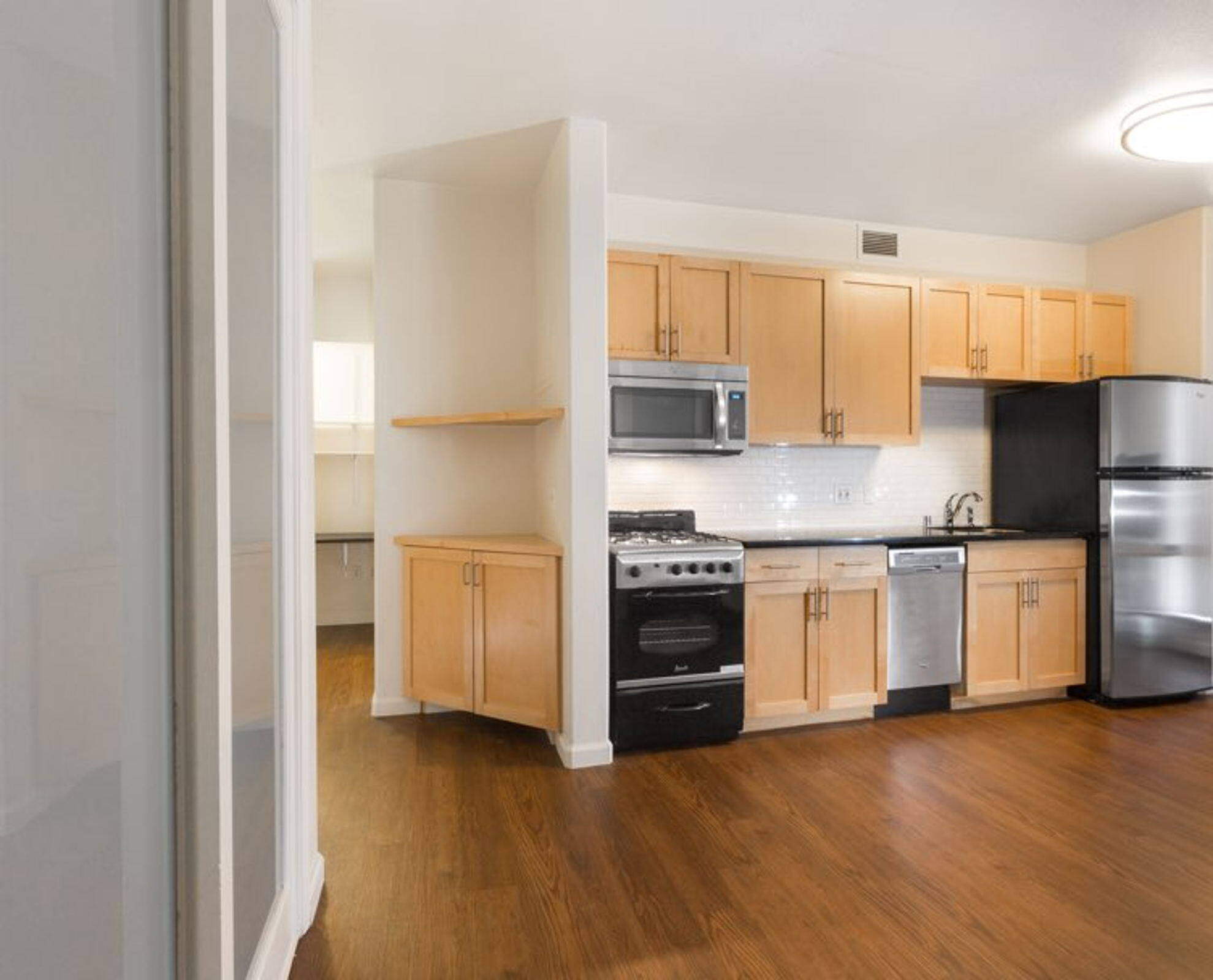 2 Bed/ 1 Bath B1