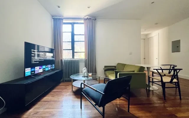1066 Putnam Avenue, Brooklyn 4