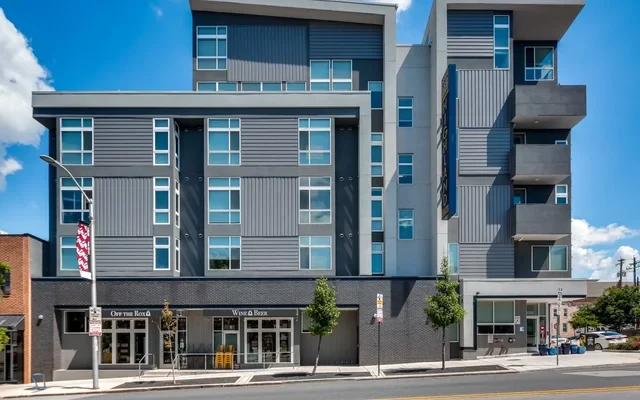 Highland Haus Apartments 0