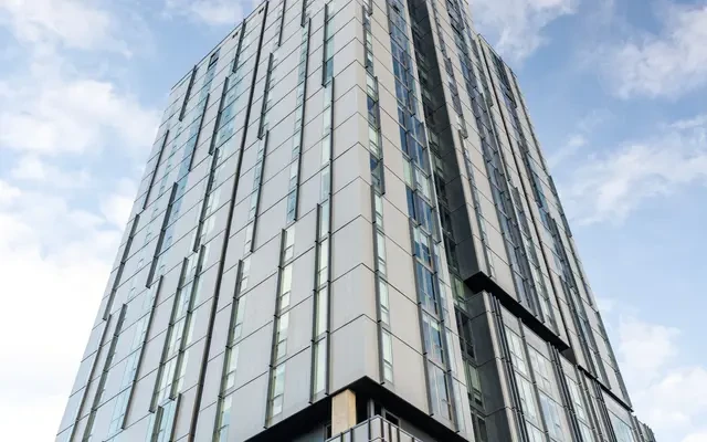 ōLiv Seattle 3