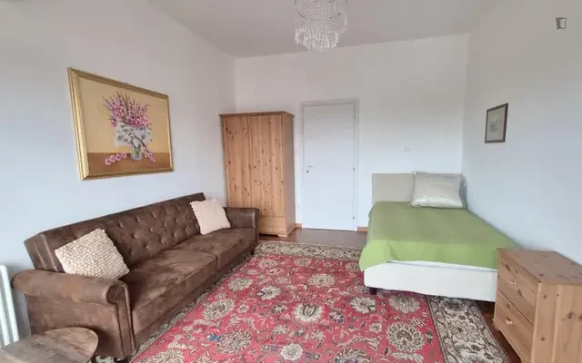 Single Bedroom in a 3-Bedroom Apartment - Forli student accommodation - Single bedroom