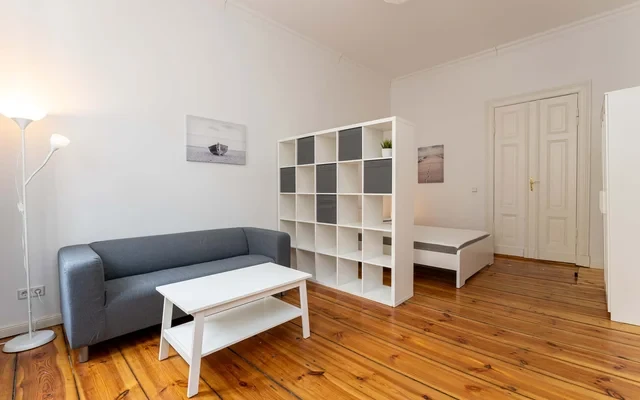 Studio Apartment 1