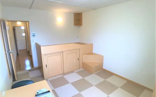 レオネクスト彩 4