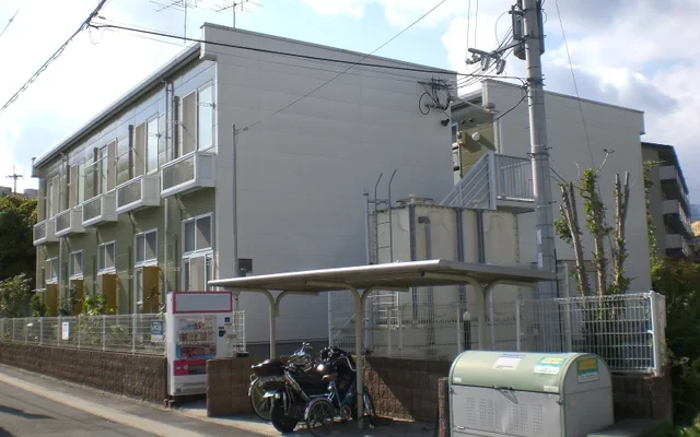 レオパレス洛西 0
