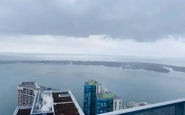 Entire Place·0B1B···100 Harbour St 0