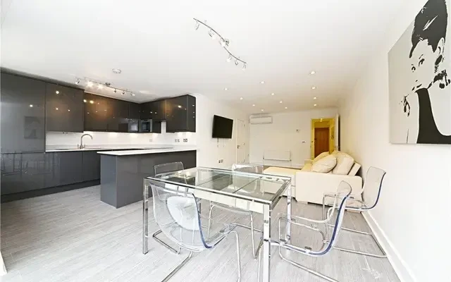 Regent Court, North Bank, London, NW8 8UW 0