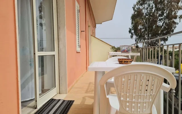 Apartment in Via Brisi, Ciro Marina for 100 m² with 2 bedrooms 4