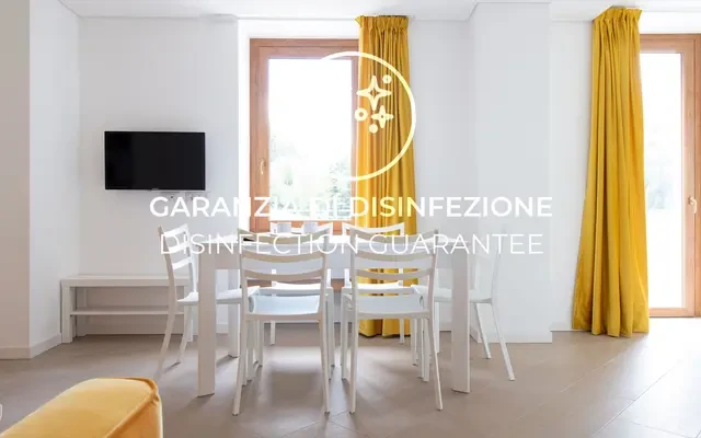 Villa Tola - Giallo 0